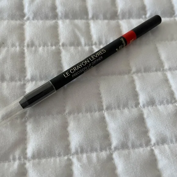 CHANEL Le Crayon Lèvres Longwear Lip Pencil – Shade 97 Désir – New - Picture 4 of 9